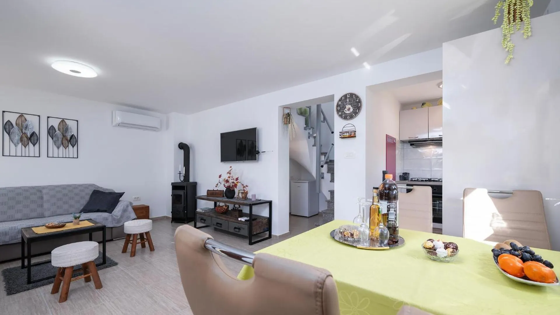 2 Bedroom Cozy Home In 普拉