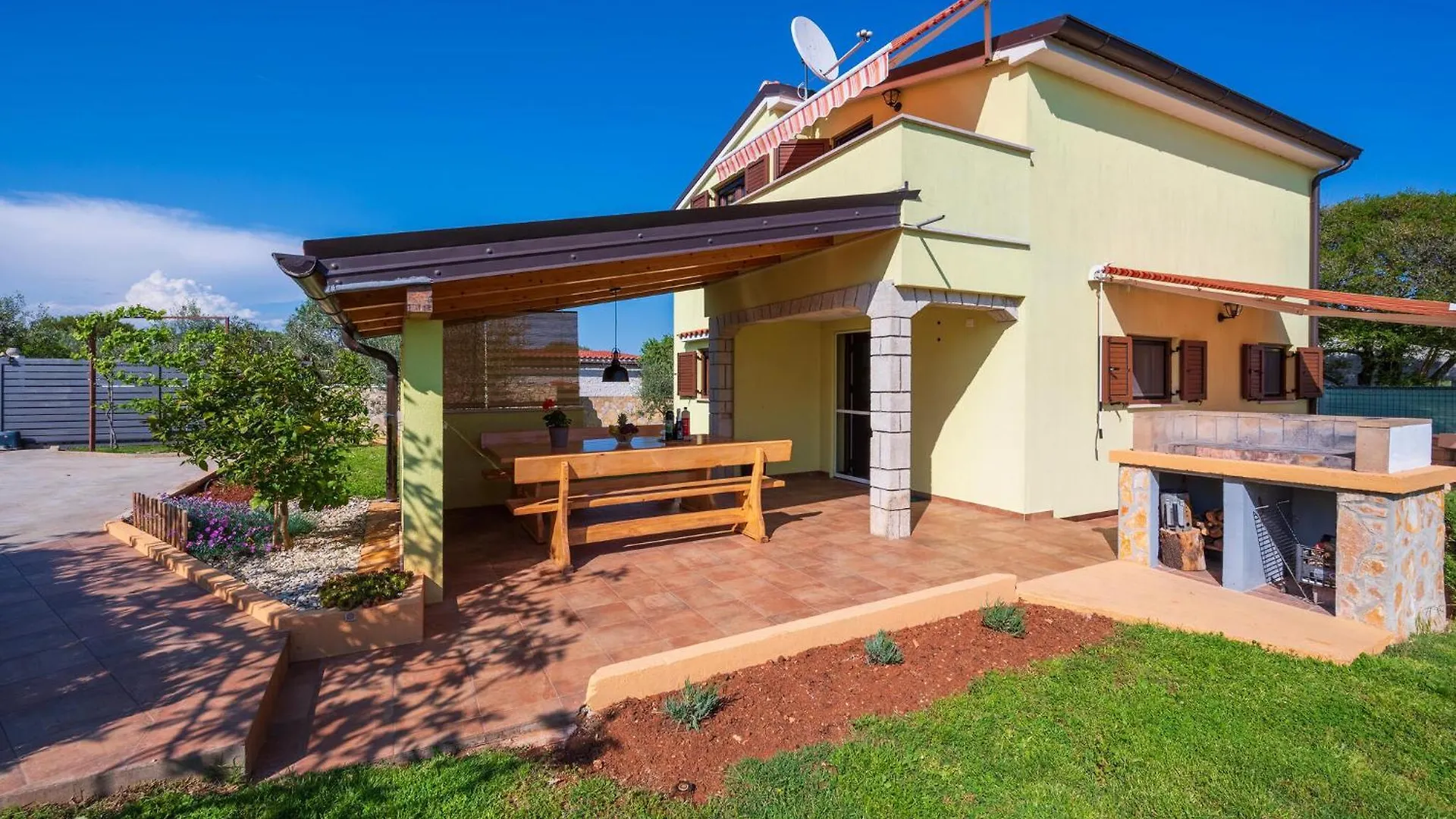 Tatil Evi 2 Bedroom Cozy Home In Pula