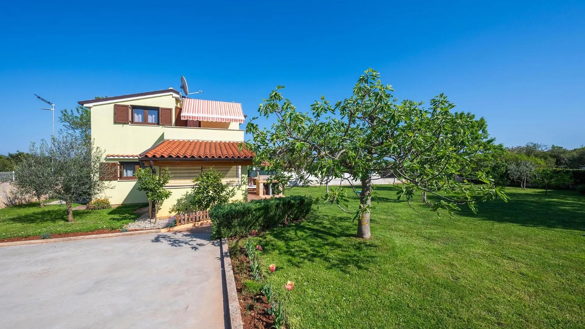2 Bedroom Cozy Home In Pula