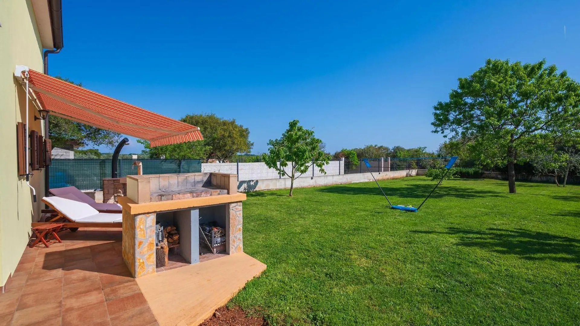 度假居 2 Bedroom Cozy Home In 普拉 克罗地亚