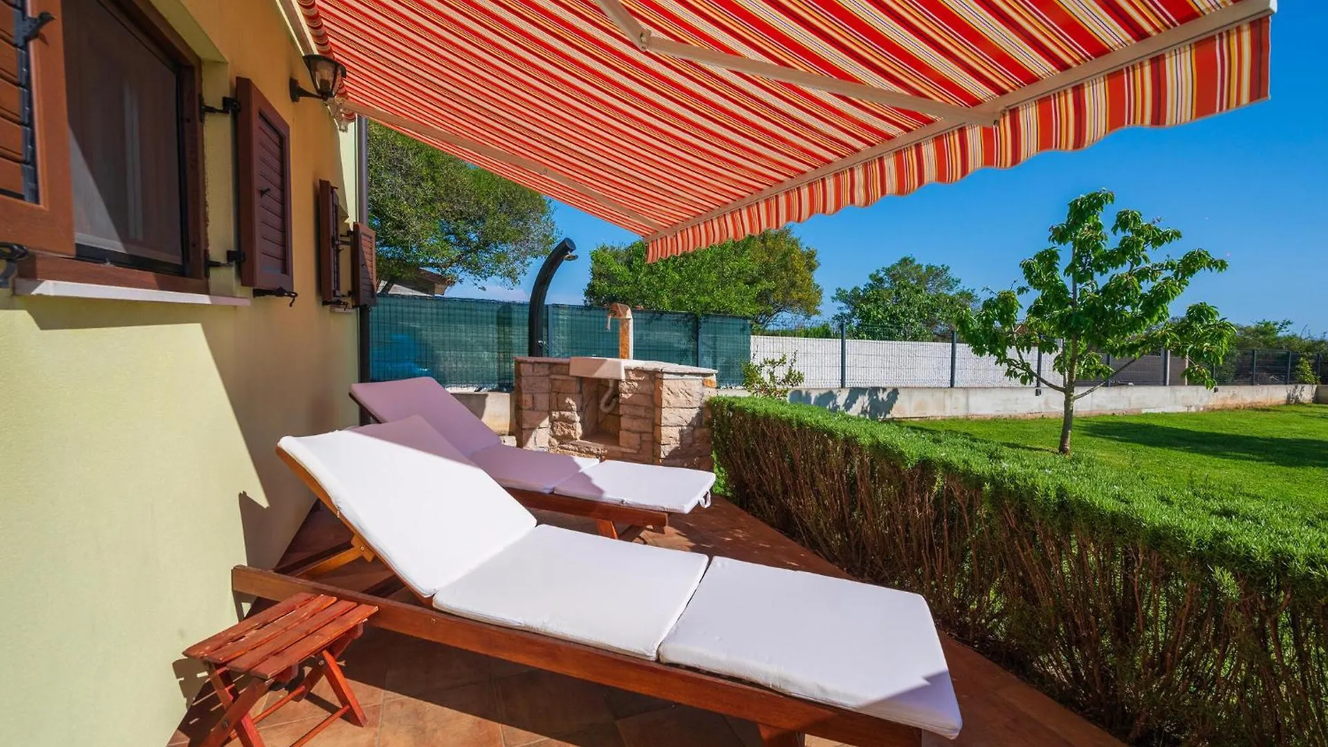Hébergement de vacances 2 Bedroom Cozy Home In Pula